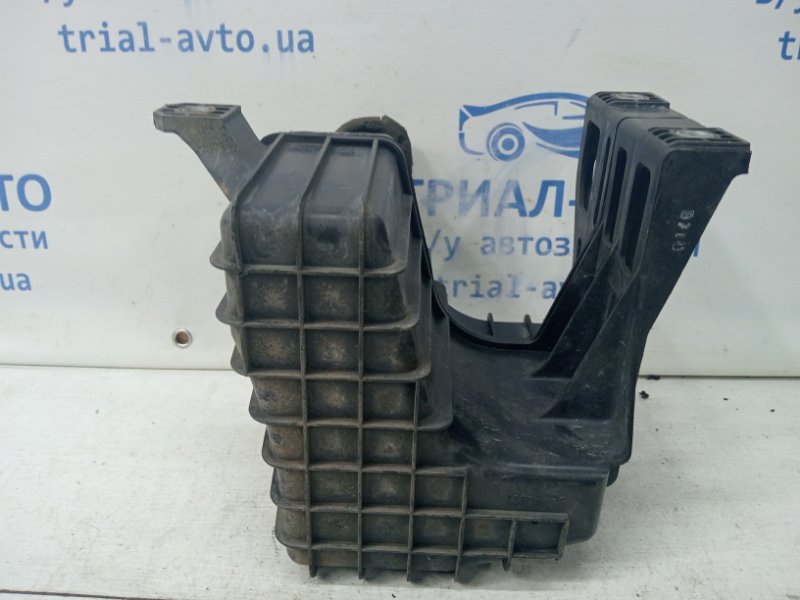 Резонатор воздушного фильтра 6 2007-2013 GH 2.5 бензин L5-VE