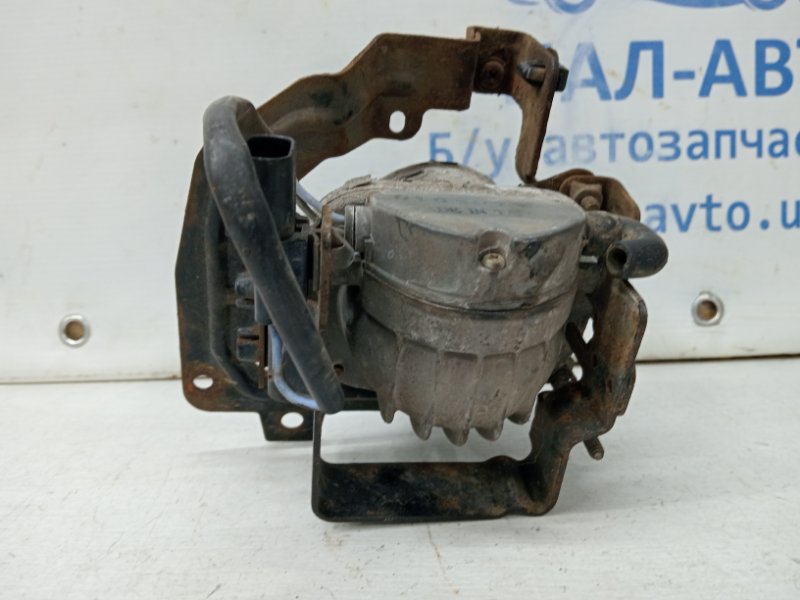 Фара противотуманная правая Mitsubishi Lancer 9 1.6 бензин 4G18