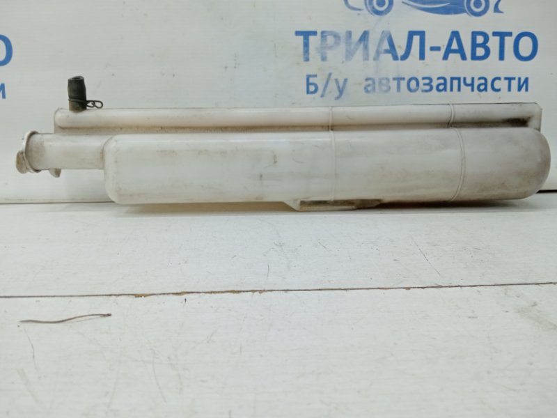 Бачок радиатора (расширительный) Mitsubishi Lancer 9 1.6 бензин 4G18