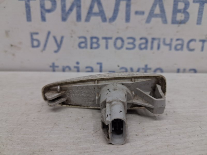 Повторитель поворотника Lancer 2007-2017 10 1.5 бензин 4a91