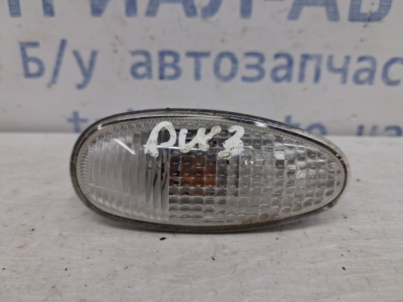 Повторитель поворотника Mitsubishi Pajero Wagon 1999-2006 3 3.2 Дизель 4M41 MR522027 Б/У