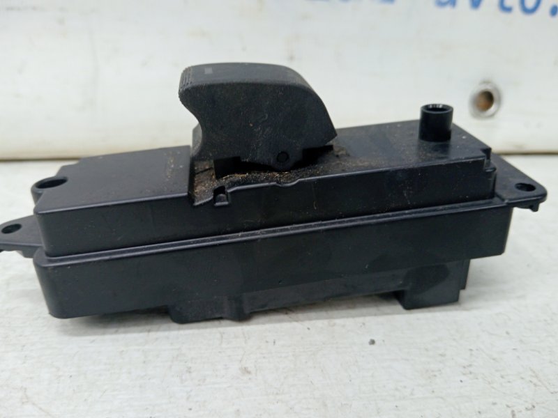 Кнопка стеклоподъемника Mazda 6 2007-2013 GH 2.5 бензин L5-VE GS1D66380 Б/У