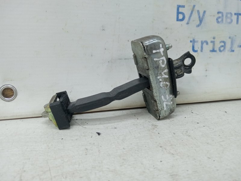 Ограничитель двери задний левый Prado 2002-2009 J120 4.0 1GR-FE