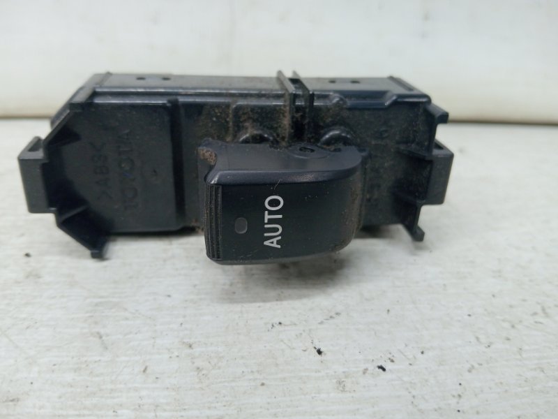 Кнопка стеклоподъемника Prado 2002-2009 J120 4.0 1GR-FE