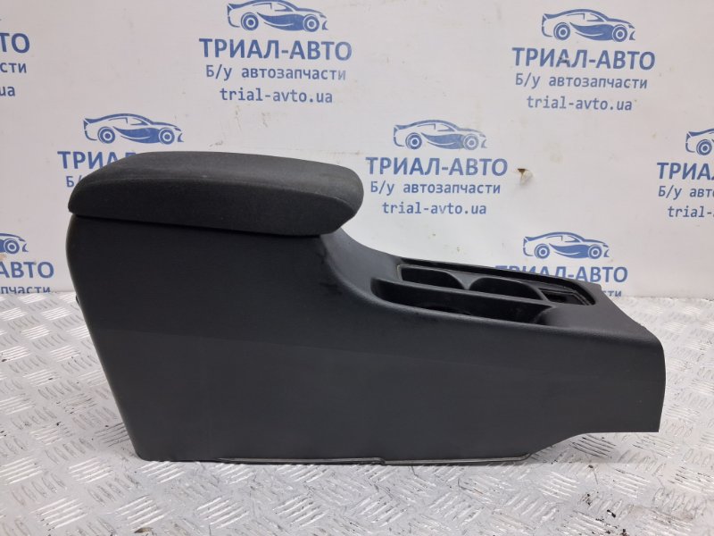 Подлокотник Mitsubishi Lancer 2003-2009 9 1.6 бензин 4G18 MR626770 Б/У