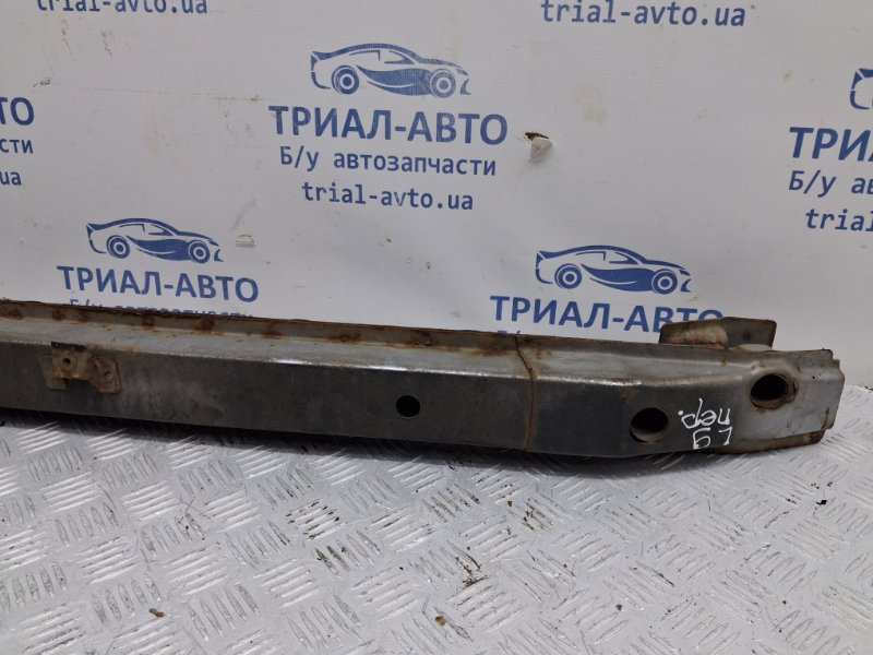 Усилитель бампера передний Mitsubishi Lancer 9 1.6 бензин 4G18
