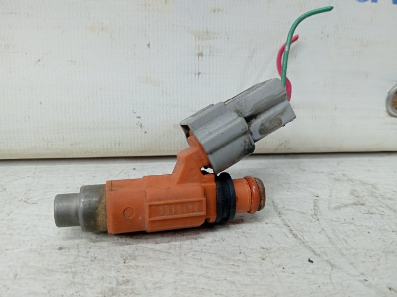 Форсунка топливная Mitsubishi Lancer 2003-2009 9 1.6 бензин 4G18 MD319791 Б/У