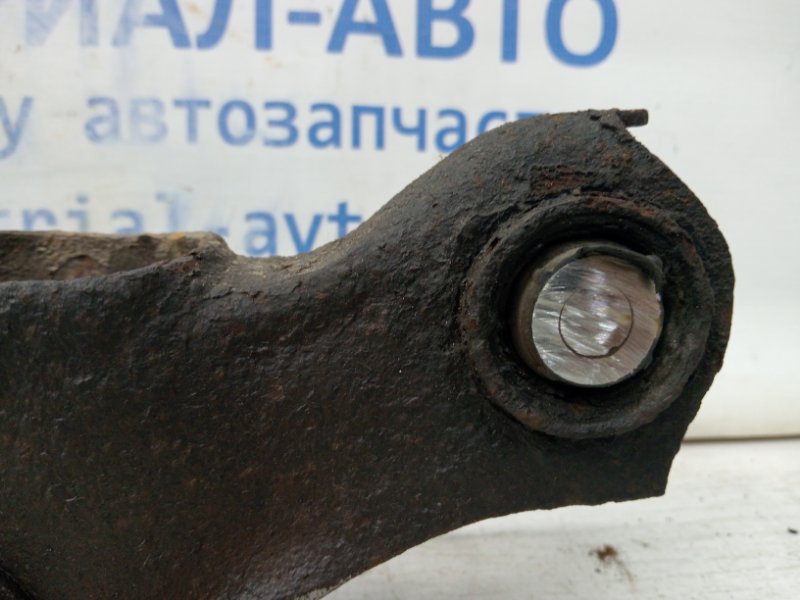 Рычаг задней подвески нижний поперечный (под пружину) Lancer 2003-2009 9 1.6 бензин 4G18