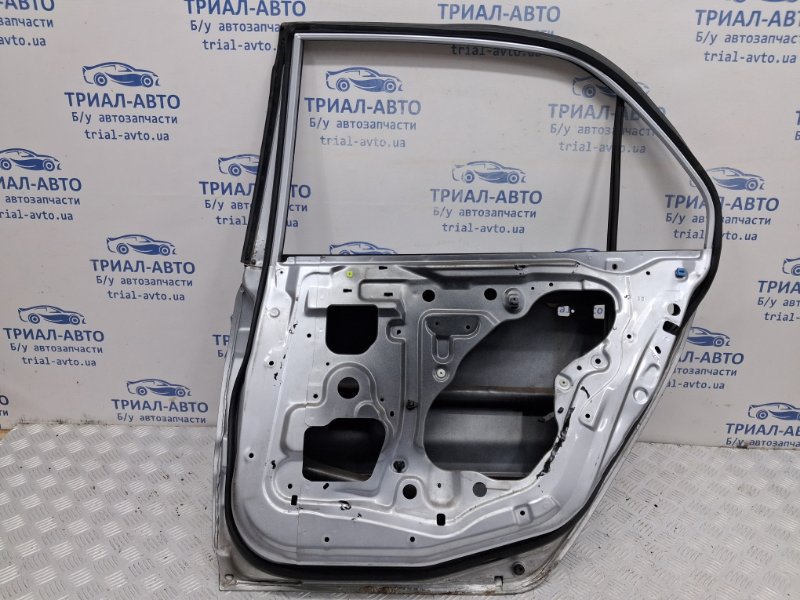 Дверь задняя правая Lancer 2003-2009 9 1.6 бензин 4G18