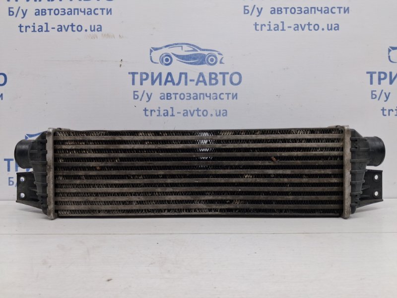Радиатор интеркуллера SsangYong Rexton 2006-2012 Y250 2.7 D27DT 2371008051 Б/У