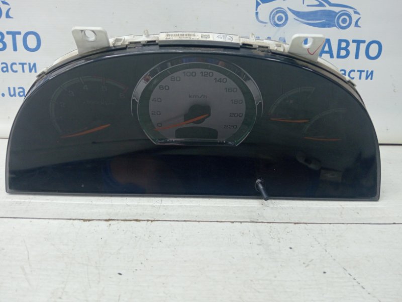 Приборная панель SsangYong Rexton 2006-2012 Y250 2.7 D27DT 8021008B43 Б/У