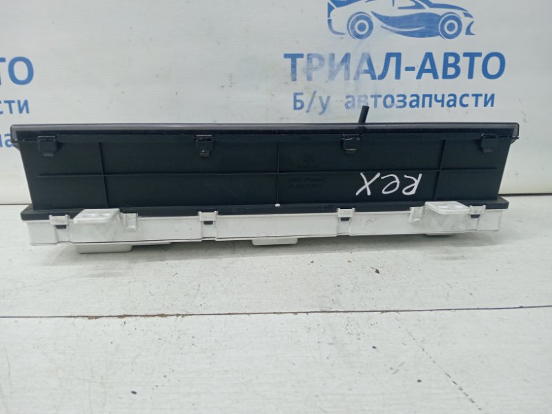 Приборная панель SsangYong Rexton Y250 2.7 D27DT