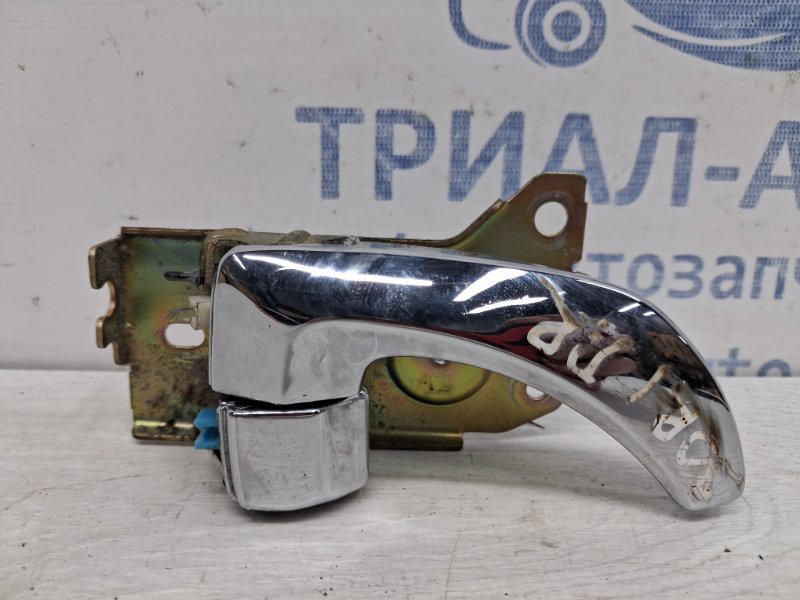 Ручка двери внутренняя правая Kia Sorento 2002-2011 BL 2.5 diesel D4CB 836203E010 Б/У
