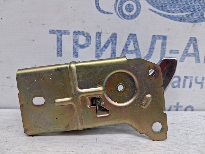 Ручка двери внутренняя правая Kia Sorento BL 2.5 diesel D4CB