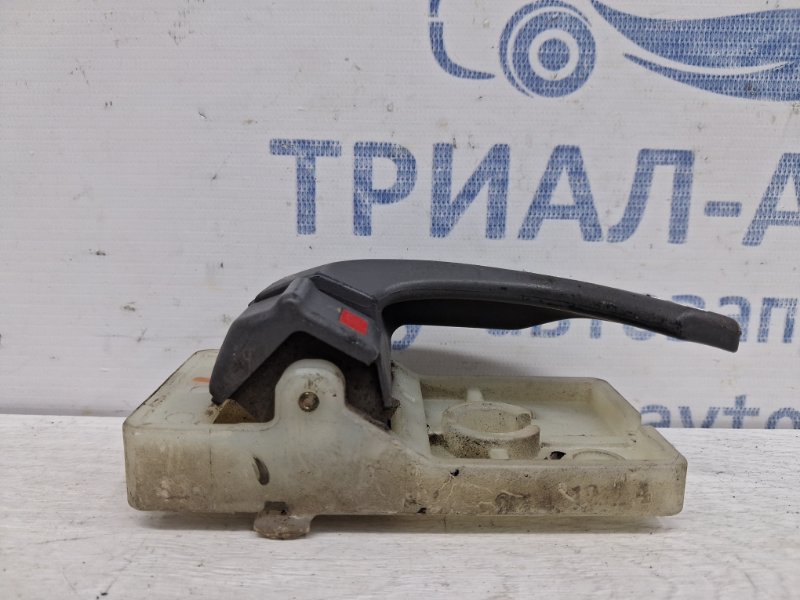 Ручка двери внутренняя правая Tucson 2004-2009 JM 2.0 diesel D4EA