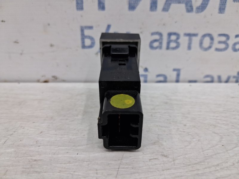 Кнопка подогрева левая Sorento 2002-2011 BL 2.5 diesel D4CB