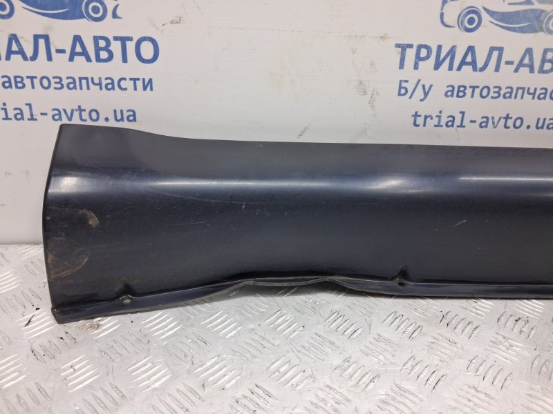 Накладка порога внешняя правая задняя Rexton 2006-2012 Y250 2.7 D27DT