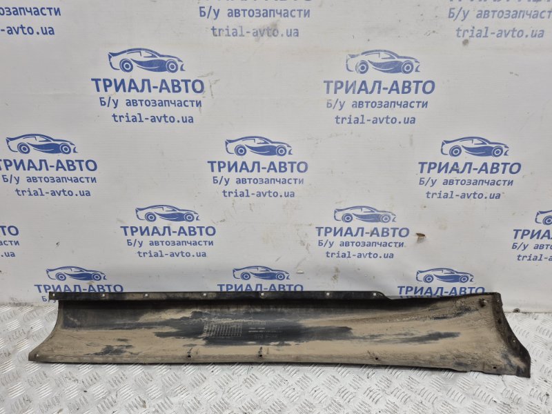 Накладка порога внешняя левая передняя Rexton 2006-2012 Y250 2.7 D27DT