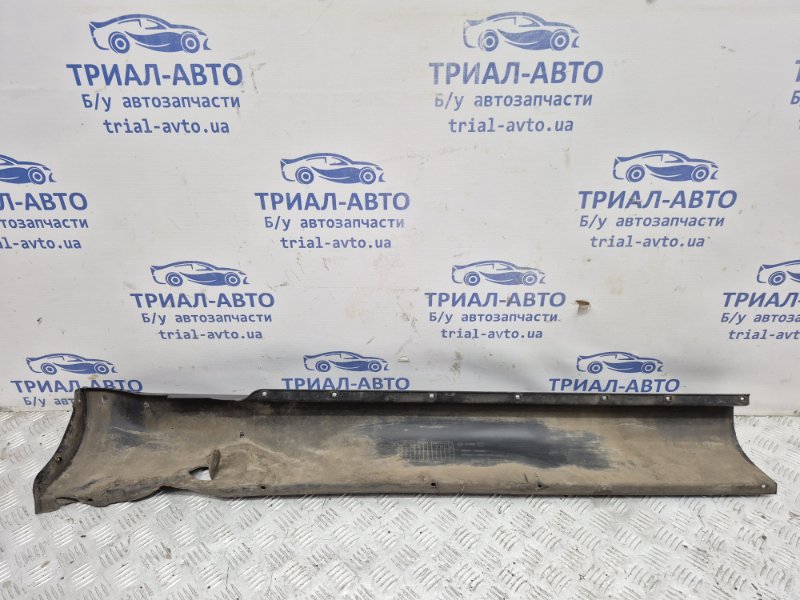 Накладка порога внешняя правая Rexton 2006-2012 Y250 2.7 D27DT