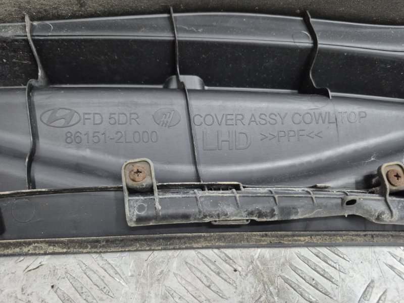 Дефлектор дворников I30 2007-2012 FD 1.6 Diesel D4FB