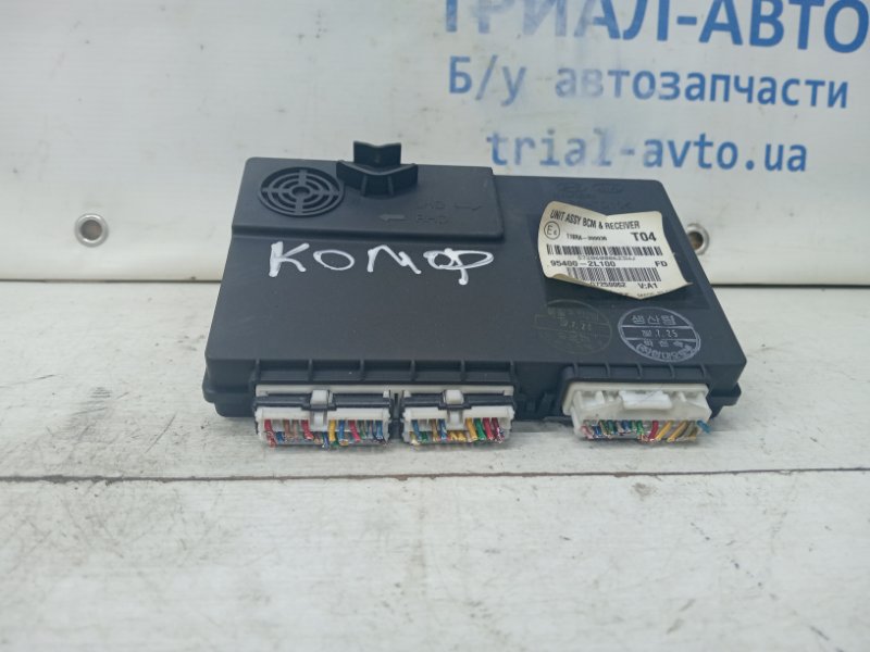 Блок комфорта Hyundai I30 2007-2012 FD 1.6 diesel D4FB 954002L100 Б/У
