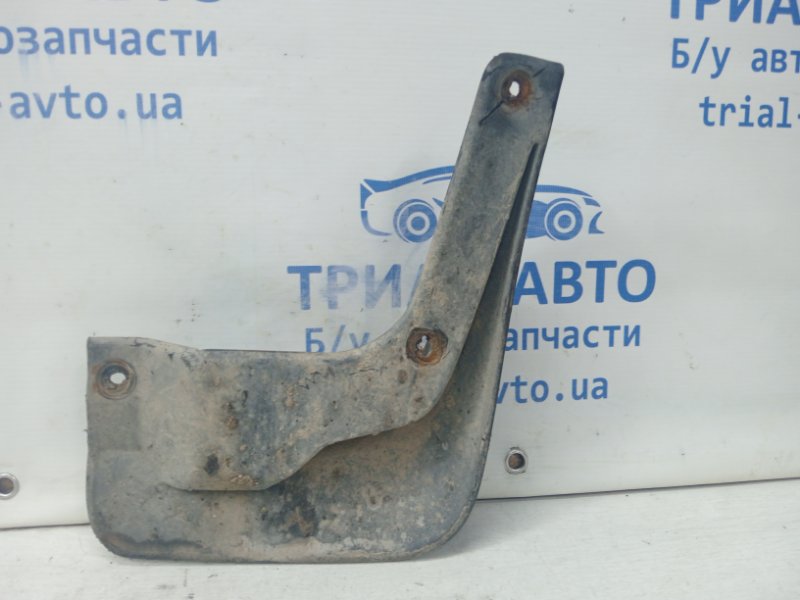 Брызговик передний левый Hyundai I30 FD 1.6 diesel D4FB