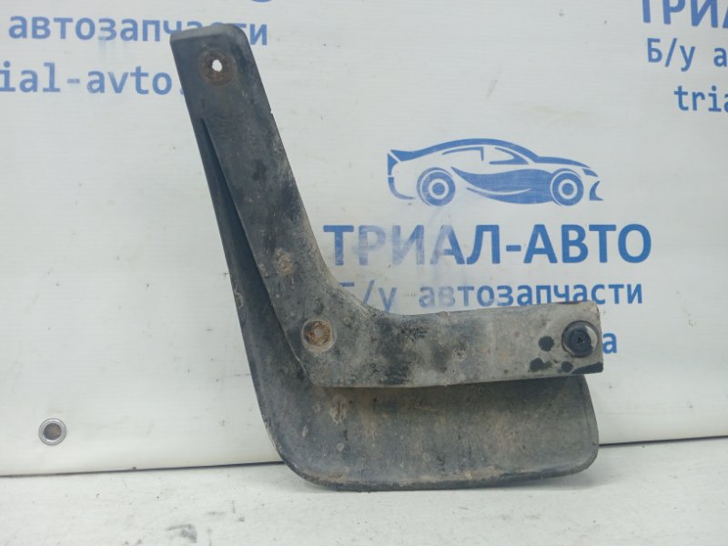 Брызговик задний правый I30 2007-2012 FD 1.6 diesel D4FB