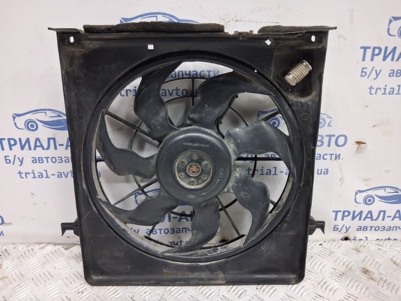 Диффузор с вентилятором радиатора Hyundai I30 2007-2012 FD 1.6 diesel D4FB 253802H600 Б/У