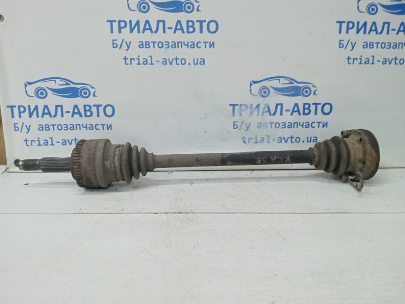 Привод задний правый SsangYong Rexton 2006-2012 Y250 2.7 D27DT 4230009101 Б/У