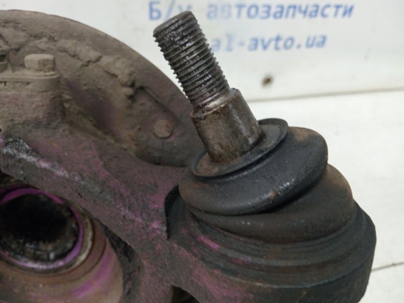 Цапфа задняя правая со ступицей Rexton 2006-2012 Y250 2.7 D27DT