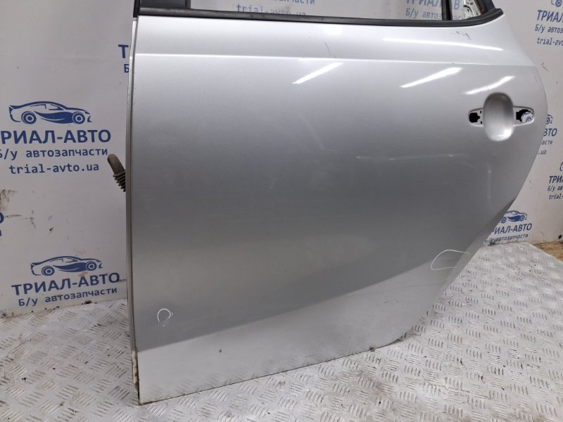Дверь задняя левая Hyundai I30 FD 1.6 diesel D4FB