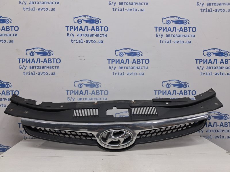 Решетка радиатора Hyundai I30 2007-2012 FD 1.6 diesel D4FB 863512L000 Б/У