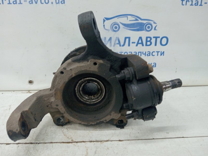 Кулак поворотный правый со ступицей SsangYong Rexton Y250 2.7 D27DT