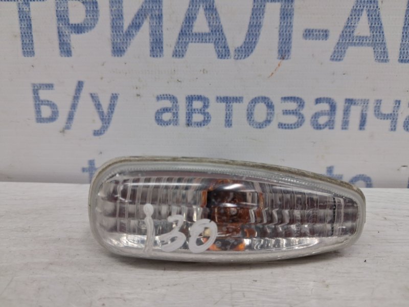 Повторитель поворотника Hyundai I30 2007-2012 FD 1.6 diesel D4FB 923033L100 Б/У
