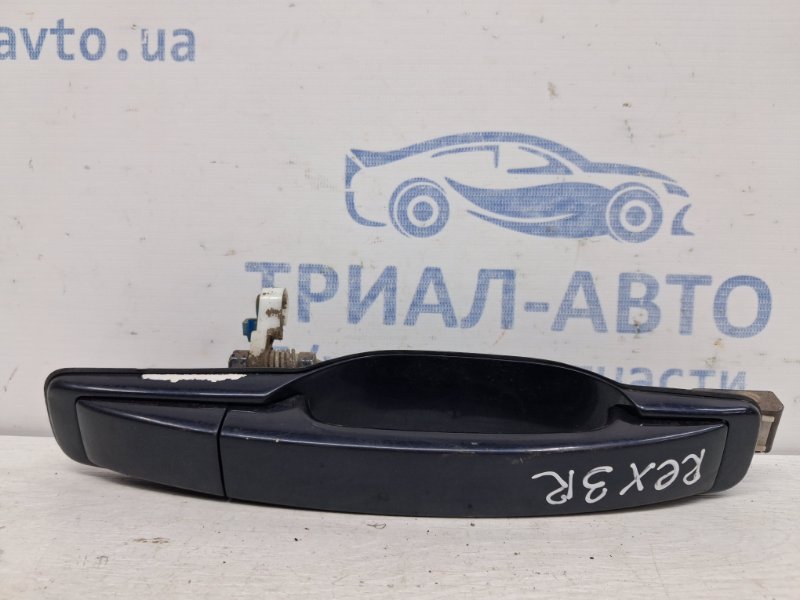 Ручка двери внешняя задняя правая SsangYong Rexton 2006-2012 Y250 2.7 D27DT 7245008013LAK Б/У