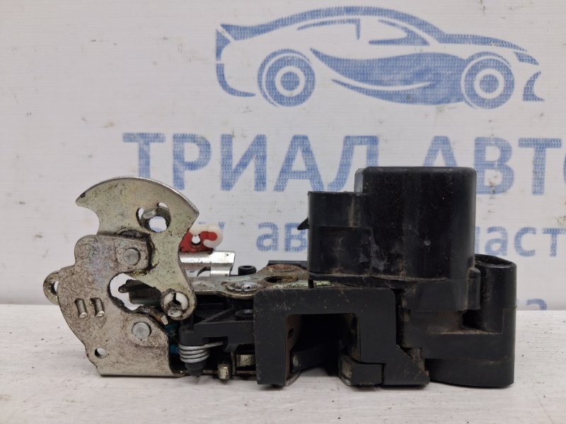 Замок двери передний правый SsangYong Rexton Y250 2.7 D27DT