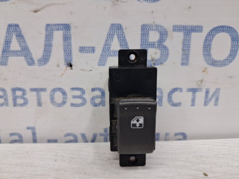 Кнопка стеклоподъемника Rexton 2006-2012 Y250 2.7 D27DT
