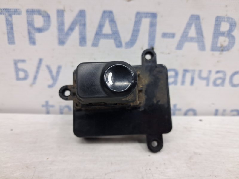Кнопка стеклоподъемника передняя I30 2007-2012 FD 1.6 diesel D4FB