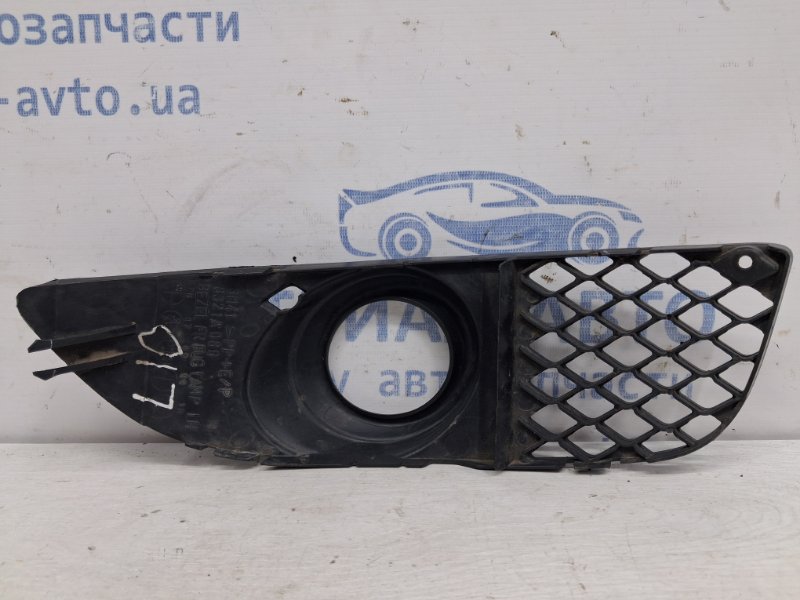 Решетка противотуманки левая Lancer 2007-2017 10 1.5 бензин 4a91