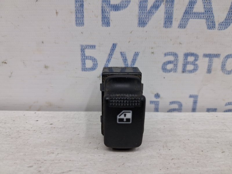 Кнопка стеклоподъемника Sorento 2002-2011 BL 2.5 diesel D4CB