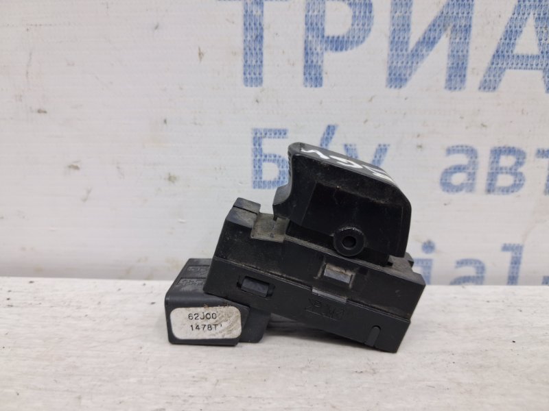 Кнопка стеклоподъемника Suzuki Grand Vitara 2005-2016 JT 2.4 бензин J24B 3799562J00 Б/У