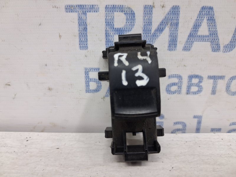Кнопка стеклоподъемника RAV 4 2012-2018 A40 2.2 diesel 2ADFTV