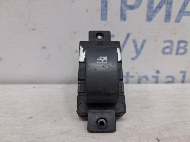 Кнопка стеклоподъемника Captiva 2006-2011 C100 2.4 бензин Z24SED