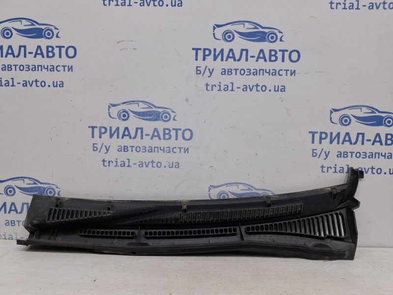 Дефлектор дворников правый Grand Vitara 2005-2016 JT 2.0 Бензин J20A