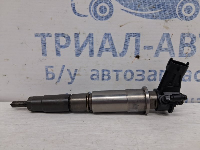 Форсунка топливная Nissan X-Trail 2007-2015 T31 2.0 Diesel M9R 1660000Q0A Б/У