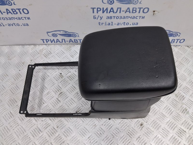 Подлокотник Grand Vitara 2005-2016 JT 2.0 Бензин J20A