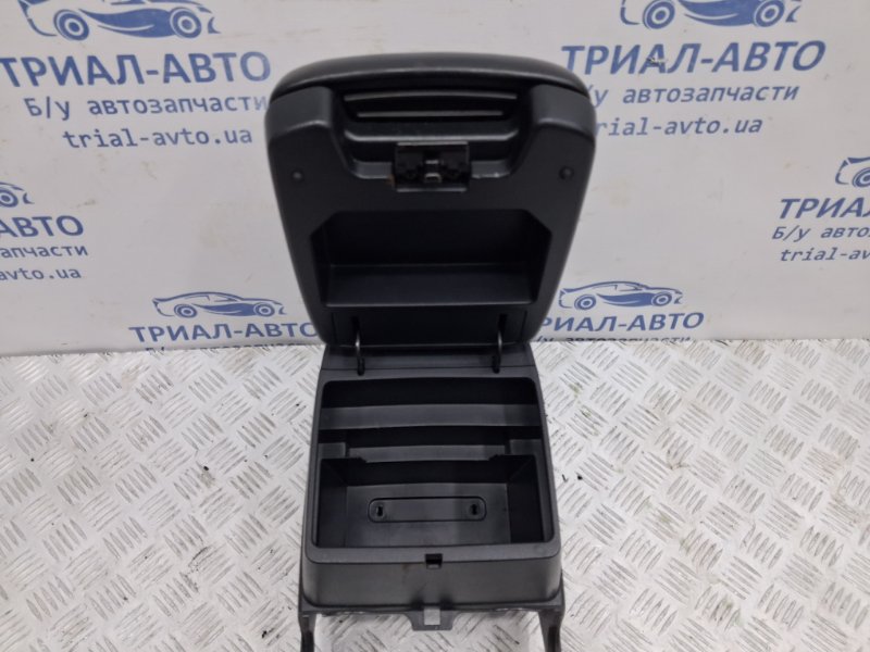 Подлокотник Grand Vitara 2005-2016 JT 2.0 Бензин J20A