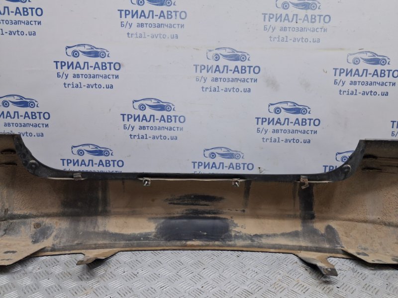 Бампер задний Avensis 2002-2010 T25 1.8 бензин 1ZZFE