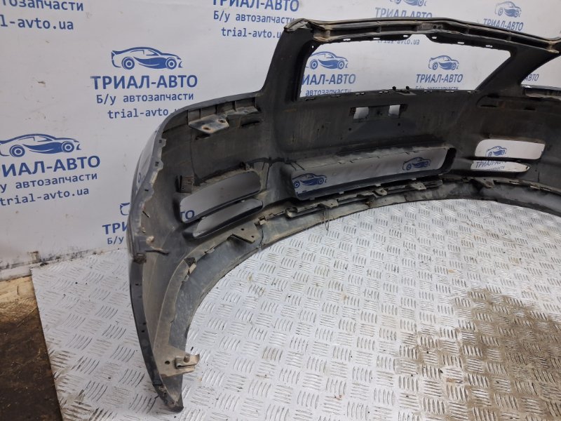 Бампер передний Avensis 2002-2010 T25 1.8 бензин 1ZZFE