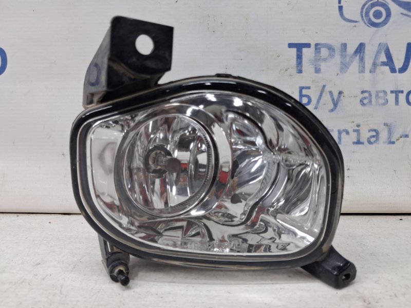 Фара противотуманная правая Toyota Avensis 2002-2010 T25 1.8 бензин 1ZZFE 8121105060 Б/У